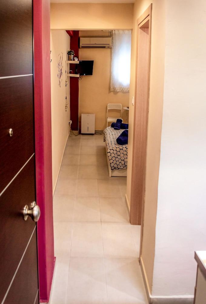 Zoe's Apartment